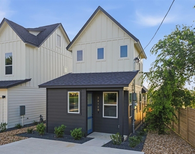 2212 Yellow Jacket Ln - Photo Thumbnail 2