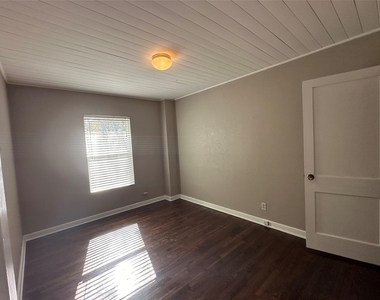 5216 Mccarty W - Photo Thumbnail 9