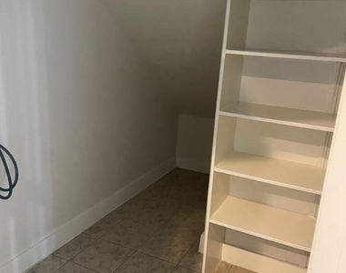 2212 Creekside Ln - Photo Thumbnail 10