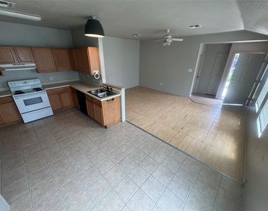 4411 Terra Summit Rd Rd - Photo Thumbnail 4