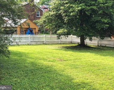 4843 Butterworth Place Nw - Photo Thumbnail 6