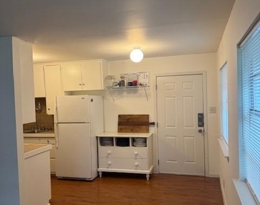 1212 Taulbee Ln - Photo Thumbnail 1