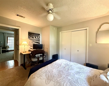 1609 W 11th St - Photo Thumbnail 25