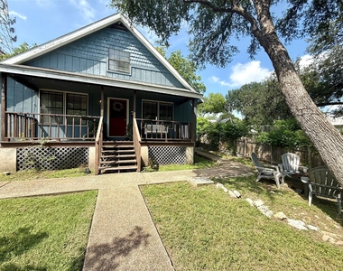 1609 W 11th St - Photo Thumbnail 15