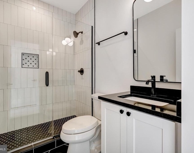 2121 3rd Street Ne - Photo Thumbnail 11