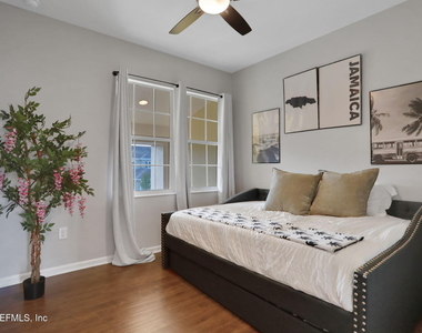 14163 Mahogany Avenue - Photo Thumbnail 31