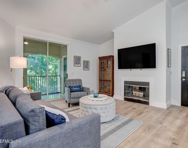 170 Veracruz Drive - Photo Thumbnail 8