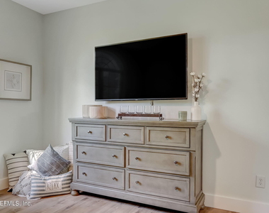 170 Veracruz Drive - Photo Thumbnail 39