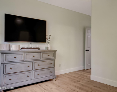 170 Veracruz Drive - Photo Thumbnail 40