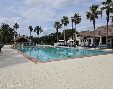 169 W Village Drive - Photo Thumbnail 36