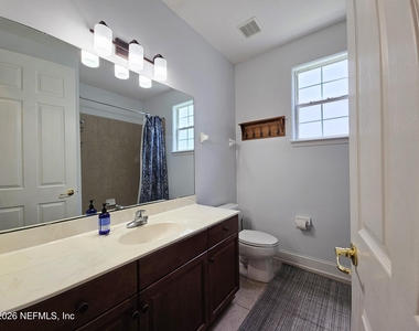 169 W Village Drive - Photo Thumbnail 24