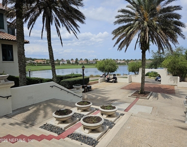 169 W Village Drive - Photo Thumbnail 38