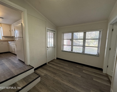 1824 Perry Place - Photo Thumbnail 17