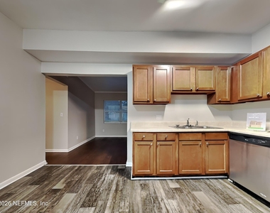 2489 Quail Avenue - Photo Thumbnail 5