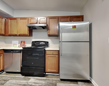 2489 Quail Avenue - Photo Thumbnail 4