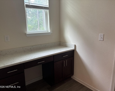 38 Servia Drive - Photo Thumbnail 10