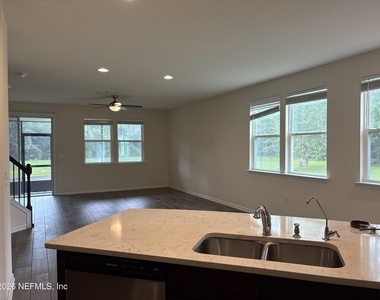 38 Servia Drive - Photo Thumbnail 9