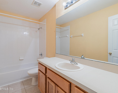 1630 Vineland Circle - Photo Thumbnail 22