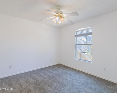 1630 Vineland Circle - Photo Thumbnail 18