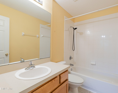 1630 Vineland Circle - Photo Thumbnail 30