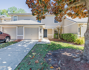 1630 Vineland Circle - Photo Thumbnail 33