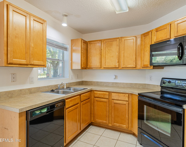 1630 Vineland Circle - Photo Thumbnail 16