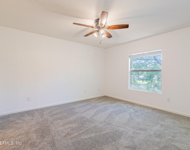 1630 Vineland Circle - Photo Thumbnail 24