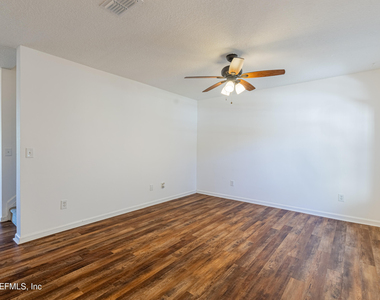 1630 Vineland Circle - Photo Thumbnail 8