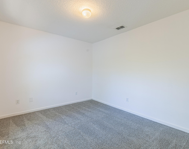 1630 Vineland Circle - Photo Thumbnail 28