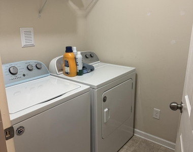 670 Grover Lane - Photo Thumbnail 29
