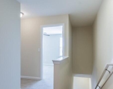 3115 Chestnut Ridge Way - Photo Thumbnail 17