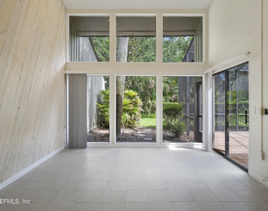 9787 Sawgrass Drive E - Photo Thumbnail 9