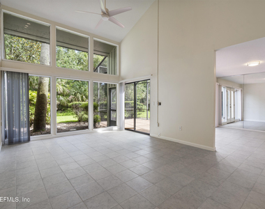 9787 Sawgrass Drive E - Photo Thumbnail 11