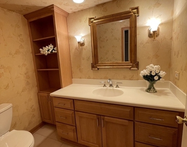 1119 Deerfield Road - Photo Thumbnail 6