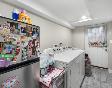 5638 W Carmen Avenue - Photo Thumbnail 8