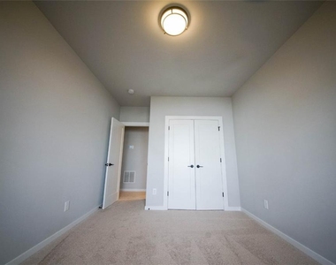 1740 Bolton Road Nw - Photo Thumbnail 20
