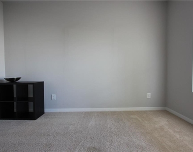 1740 Bolton Road Nw - Photo Thumbnail 27