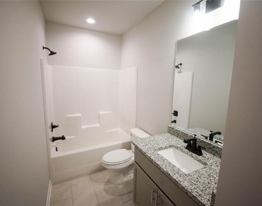 1740 Bolton Road Nw - Photo Thumbnail 33