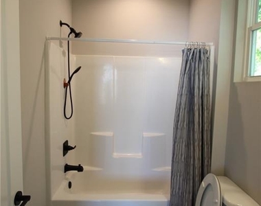 1740 Bolton Road Nw - Photo Thumbnail 34