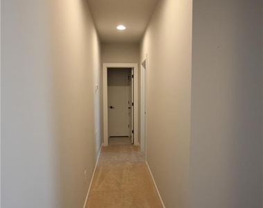 1740 Bolton Road Nw - Photo Thumbnail 18