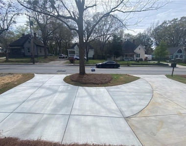 1740 Bolton Road Nw - Photo Thumbnail 12