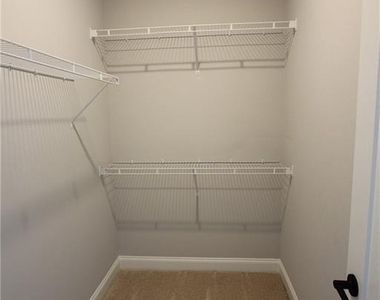 1740 Bolton Road Nw - Photo Thumbnail 45