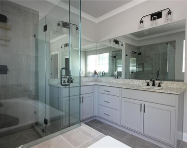 1740 Bolton Road Nw - Photo Thumbnail 37