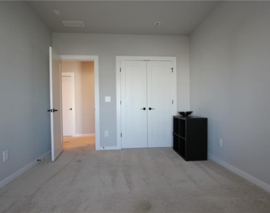 1740 Bolton Road Nw - Photo Thumbnail 26