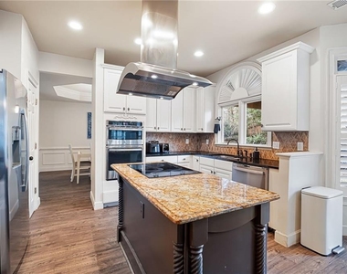 5105 Riverthur Place - Photo Thumbnail 12