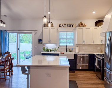 1717 S Stone Creek Boulevard - Photo Thumbnail 37