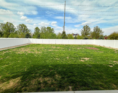 1717 S Stone Creek Boulevard - Photo Thumbnail 47