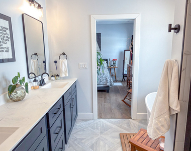 1717 S Stone Creek Boulevard - Photo Thumbnail 23