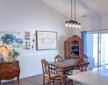 1717 S Stone Creek Boulevard - Photo Thumbnail 11