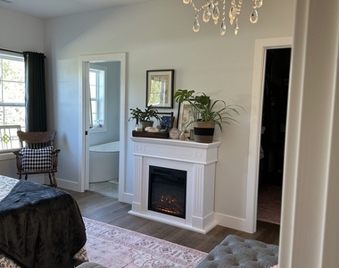 1717 S Stone Creek Boulevard - Photo Thumbnail 16